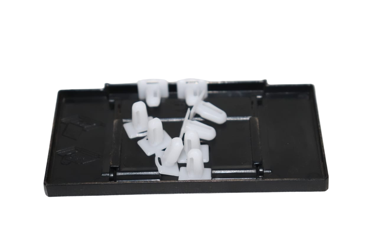 E30 Outer Door Sill Clips