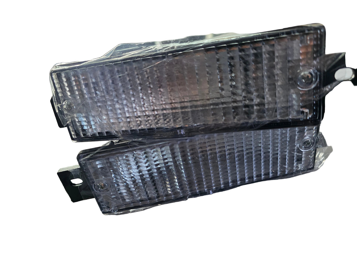 E30  front clear indicators  plastic bumper  set